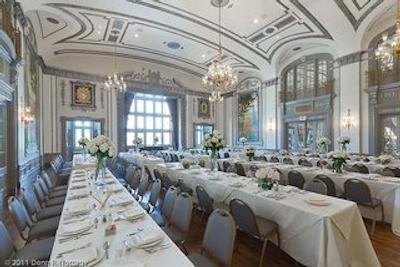 دوبلتری بای هیلتون-د تودر ارمز هتل