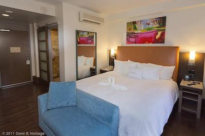 دوبلتری بای هیلتون-د تودر ارمز هتل