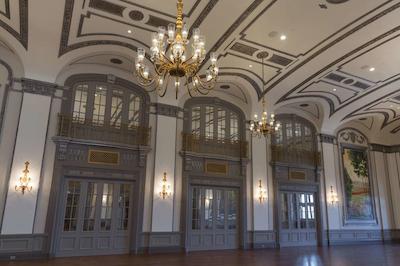 دوبلتری بای هیلتون-د تودر ارمز هتل