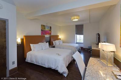 دوبلتری بای هیلتون-د تودر ارمز هتل