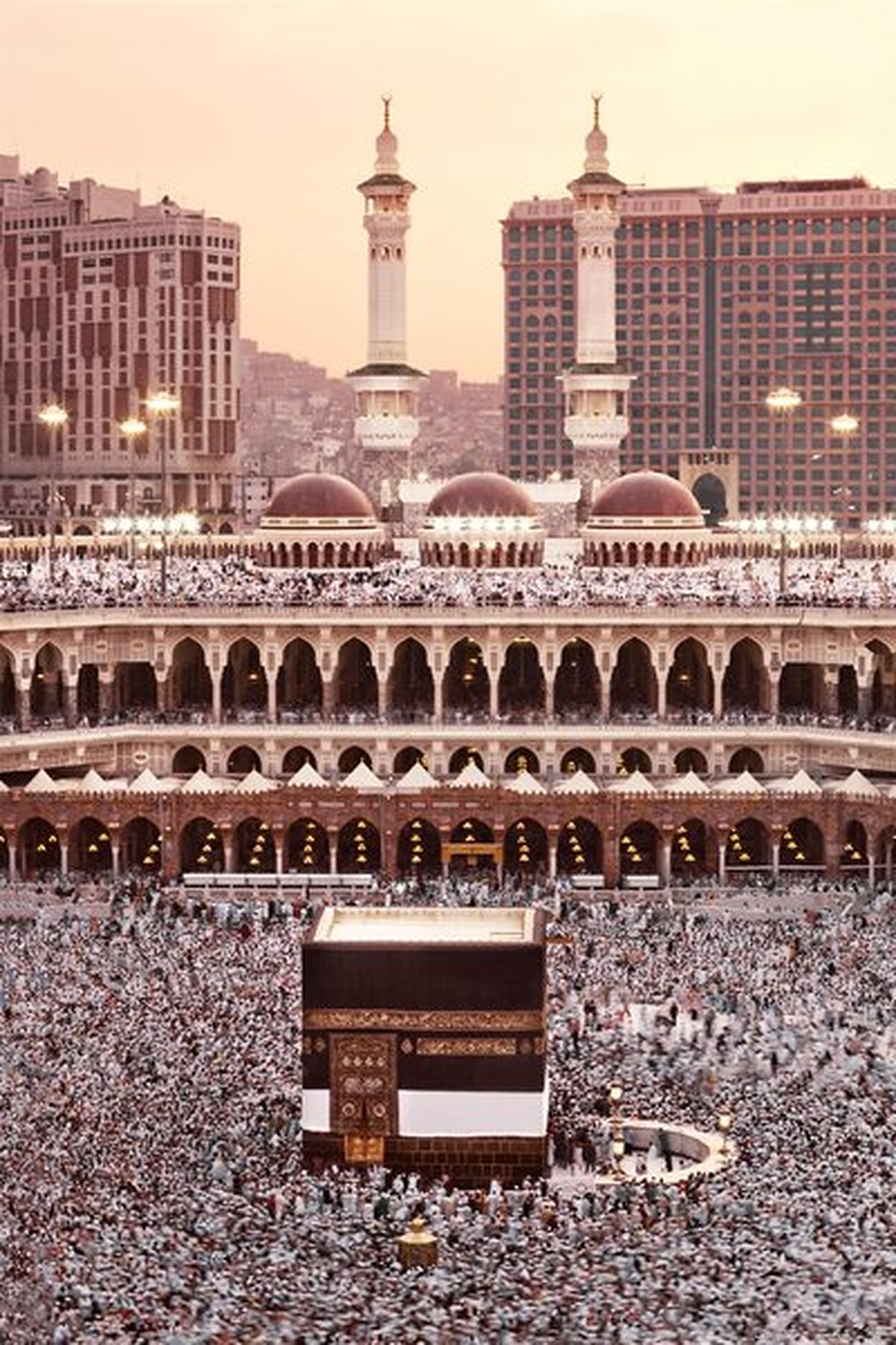 رافلز ماکاه پالاس
