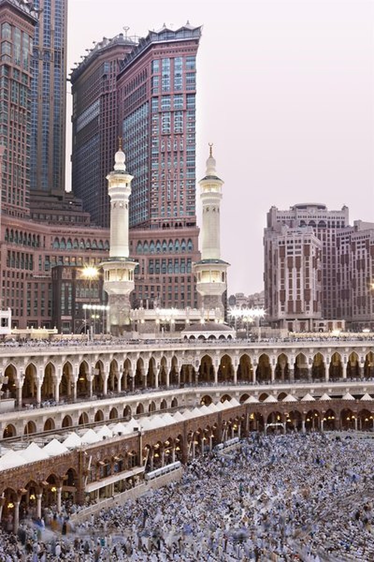 رافلز ماکاه پالاس