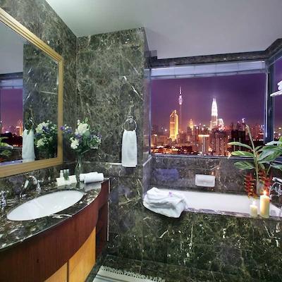 اسری تیارا رسیدنسز