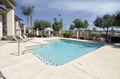 امریکاز بست والو این فنیکس ای-10 وست