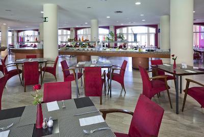 هتل ایلونین ایستلانتیلا