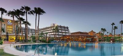 هتل ایلونین ایستلانتیلا