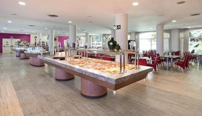 هتل ایلونین ایستلانتیلا