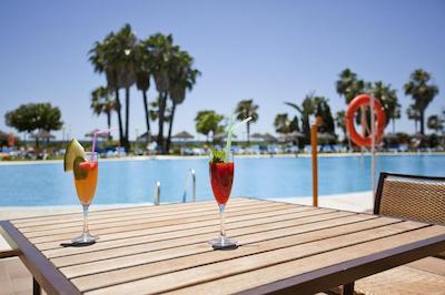 هتل ایلونین ایستلانتیلا