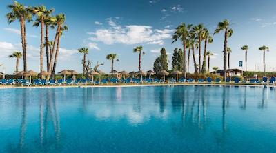 هتل ایلونین ایستلانتیلا