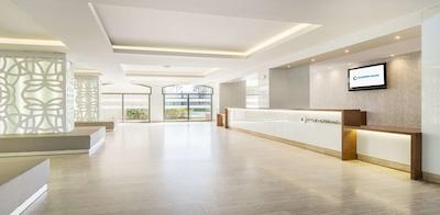 هتل ایلونین ایستلانتیلا