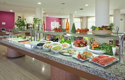 هتل ایلونین ایستلانتیلا