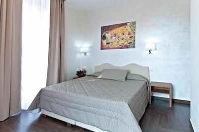 لا لونا رمانا