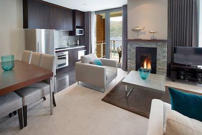 هیلتون کویینستون ریزرت اند اسپا