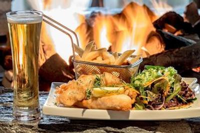 هیلتون کویینستون ریزرت اند اسپا