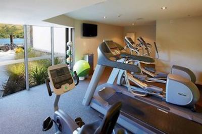 هیلتون کویینستون ریزرت اند اسپا