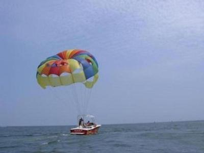 هامپتون این ویرجینیا بیچ-اُسینفرنت اسود