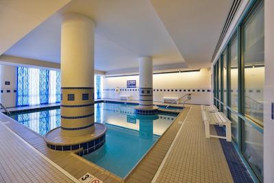 هامپتون این ویرجینیا بیچ-اُسینفرنت اسود