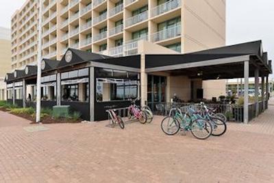 هامپتون این ویرجینیا بیچ-اُسینفرنت اسود