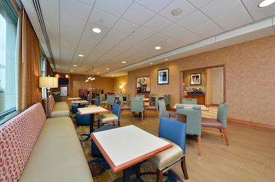 هامپتون این ویرجینیا بیچ-اُسینفرنت اسود