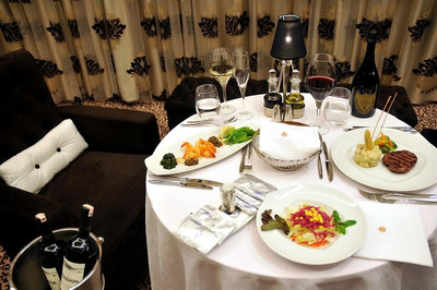 گولدن تولیپ نیکسیا هتل اند کاسینو