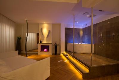 سویت سیستینا فر لورز