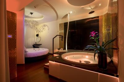 سویت سیستینا فر لورز