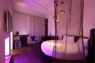 سویت سیستینا فر لورز