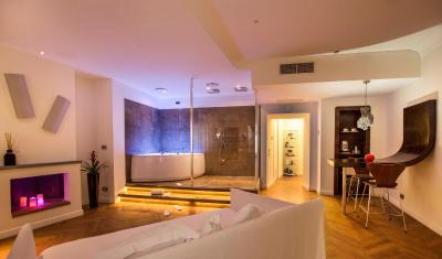 سویت سیستینا فر لورز