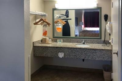 دز این اند سویتز مسا