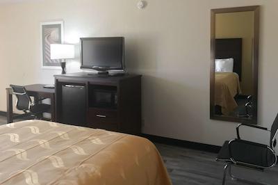 دز این اند سویتز مسا