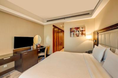 کاپتورن هتل دبی