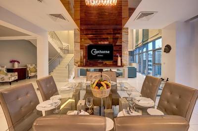 کاپتورن هتل دبی