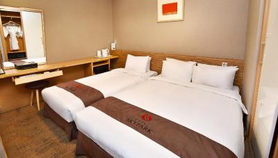 هتل اسکیپارک میئونگدنگ ایی