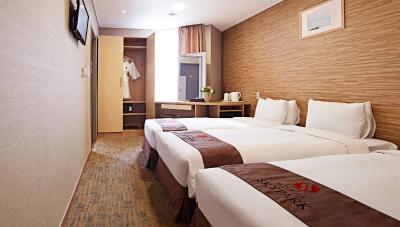 هتل اسکیپارک میئونگدنگ ایی