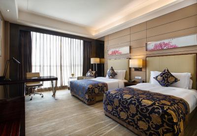 کرون پلازا لنگانگ سیتی سنتر