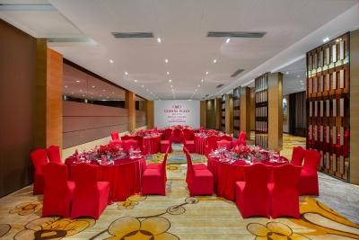 کرون پلازا لنگانگ سیتی سنتر