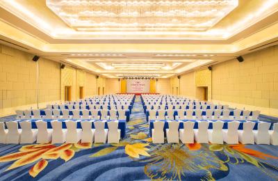 کرون پلازا لنگانگ سیتی سنتر