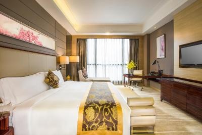 کرون پلازا لنگانگ سیتی سنتر