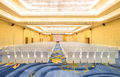 کرون پلازا لنگانگ سیتی سنتر