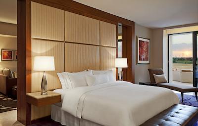 ووگو ابوظبی گلف ریزورت اند اسپا