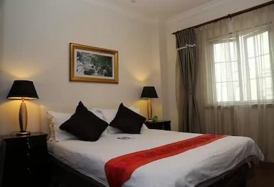 لادل سرویس اپارتمنتس