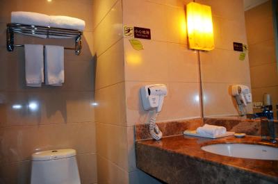 وینا اینترنشنال هتل اکسپو برانچ