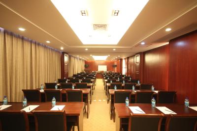 وینا اینترنشنال هتل اکسپو برانچ