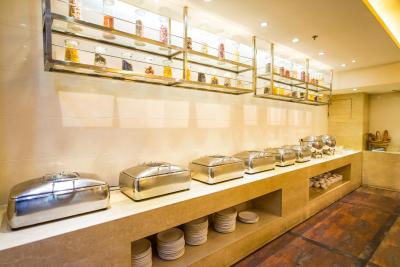 وینا اینترنشنال هتل اکسپو برانچ