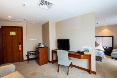 وینا اینترنشنال هتل اکسپو برانچ