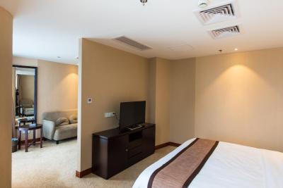 وینا اینترنشنال هتل اکسپو برانچ