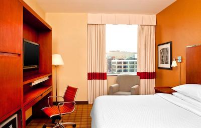 فور پوینتز بای شراتون فیلادلفیا سیتی سنتر