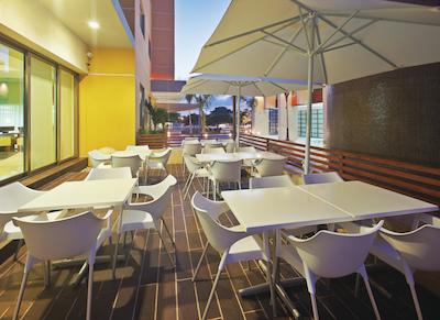 لق هتل بای لا کوینتا کانکون