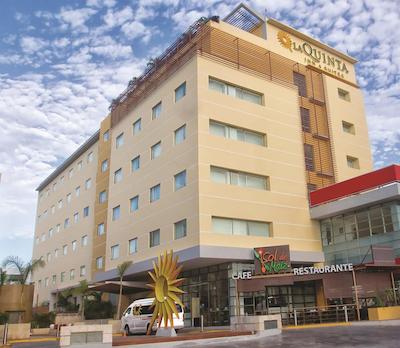 لق هتل بای لا کوینتا کانکون