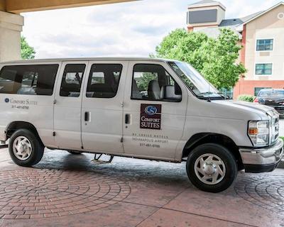 کمفرت سویتز ایندیاناپلیز آیرپرت